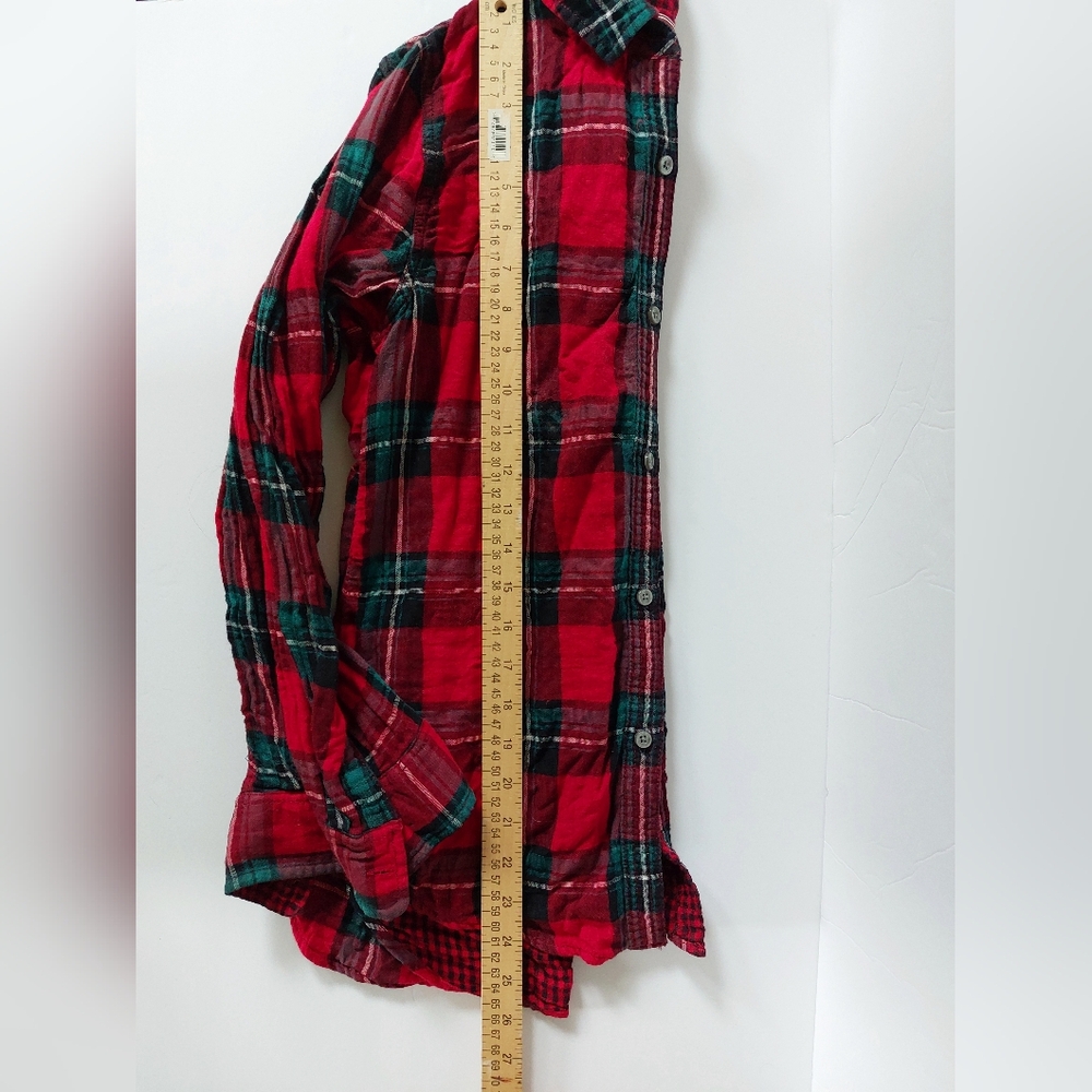 Red & Green Christmas Plaid Button Up size small Flag & Anthem - Picture 6 of 6